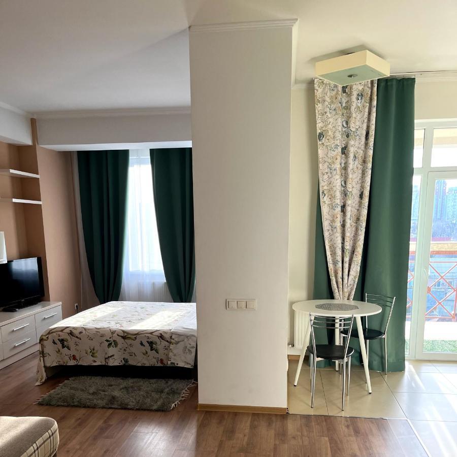 Stefan Cel Mare 1 Studio Кишинёв Экстерьер фото