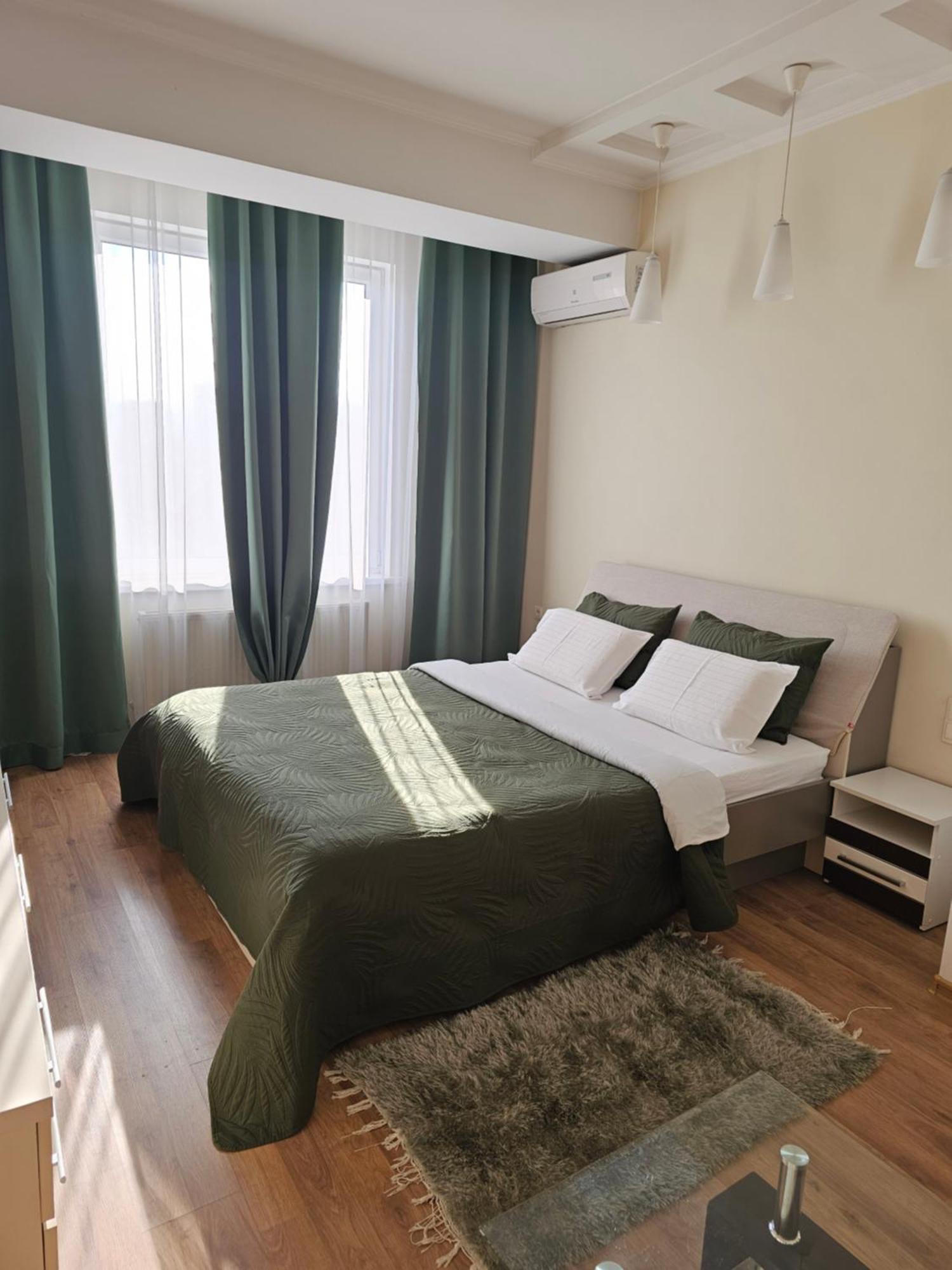 Stefan Cel Mare 1 Studio Кишинёв Экстерьер фото